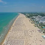 Precious In With Swimming Pool Bibione