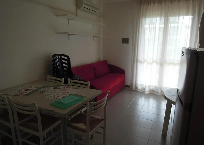 Precious In With Swimming Pool Bibione