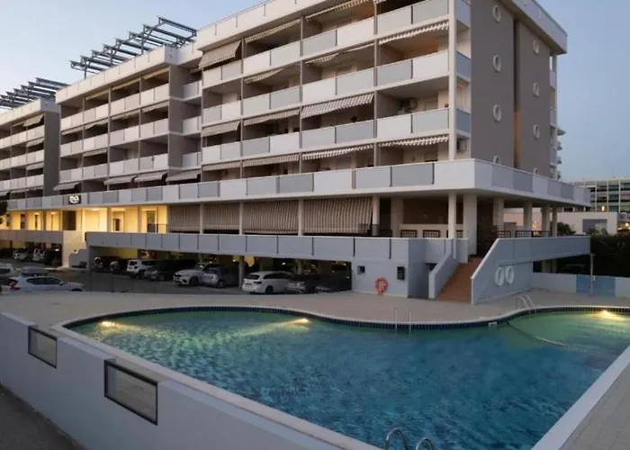 Διαμέρισμα Precious In With Swimming Pool Μπιμπιόνε