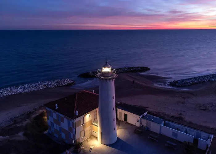 公寓 Precious In With Swimming Pool 比比翁